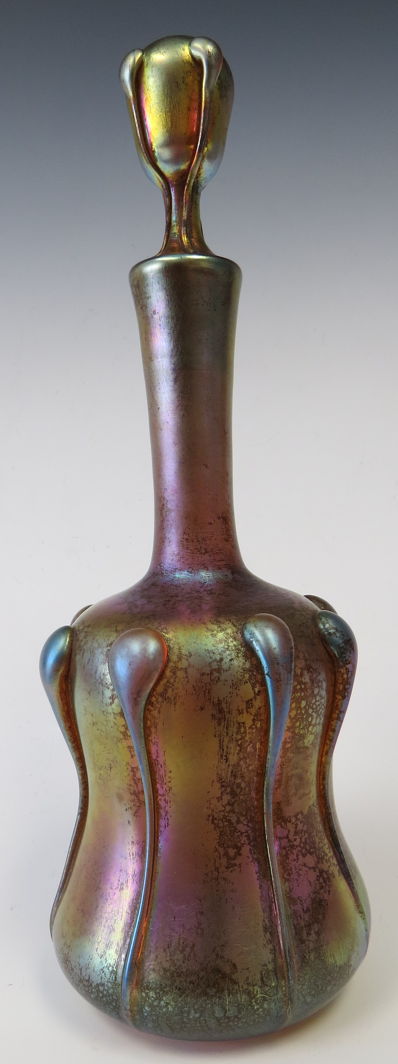 2831 - Gold Aurene Iridescent Decanter