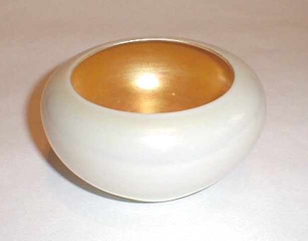 2687 - Gold Calcite Iridescent Bowl