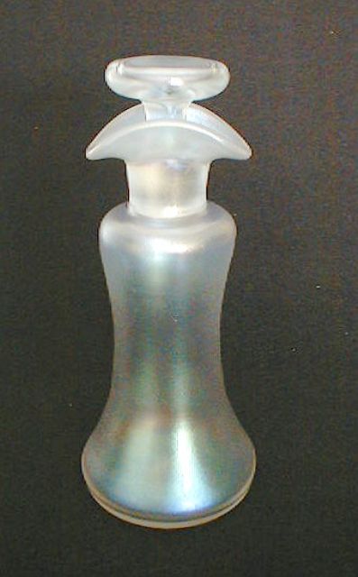 3062 - Verre de Soie Iridescent Bottle