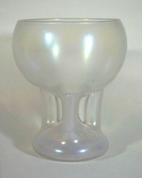 3079 - Verre de Soie Iridescent Vase