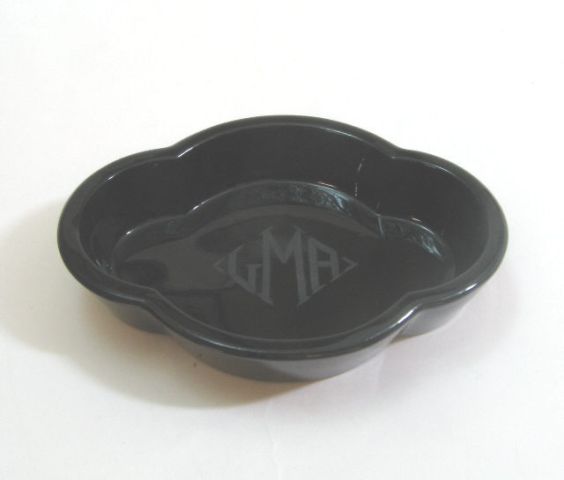 323 - Mirror Black Translucent Bonbon