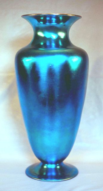 3285 - Blue Aurene Iridescent Vase