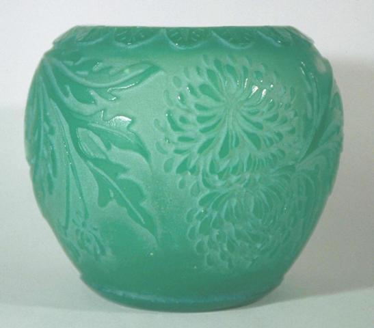 6078 - Green Jade Jade Vase