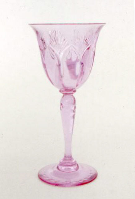 7182 - Wisteria Engraved Goblet