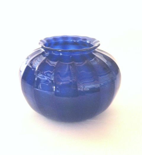 7429 - Dark Blue Jade Jade Vase