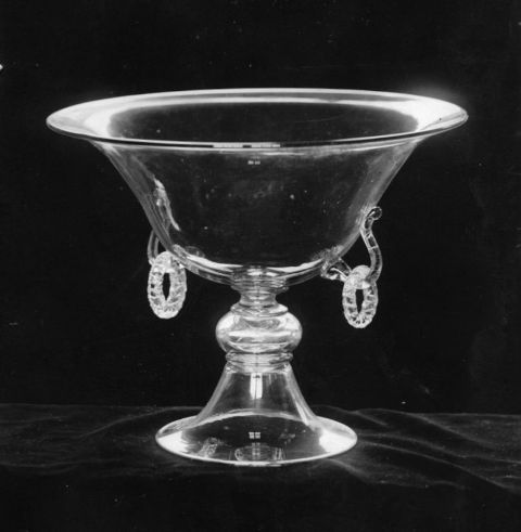 2942 - Unknown Transparent Bowl