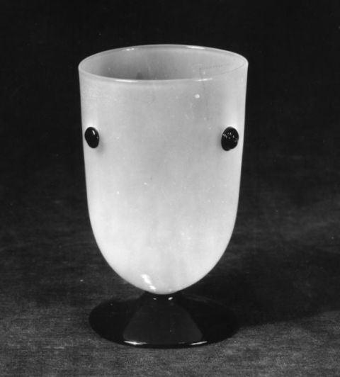 7462 - Unknown Translucent Goblet