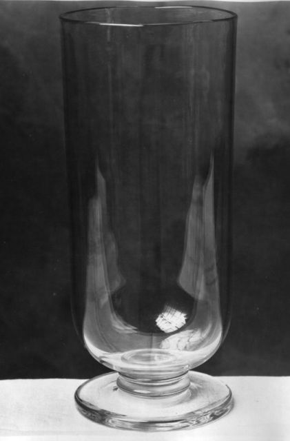 7471 - Unknown Transparent Vase