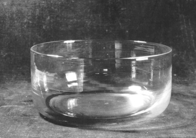 7476 - Unknown Transparent Bowl