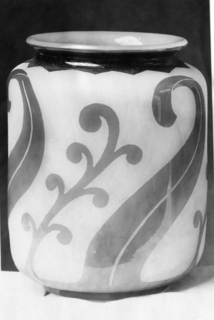 7391 - Unknown Acid Etched Vase