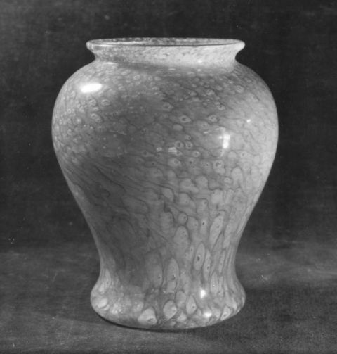 7409 - Unknown Cluthra Vase