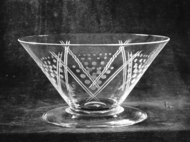 7486 - Unknown Engraved Bowl