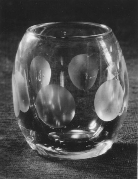 7488 - Unknown Engraved Cocktail Glass