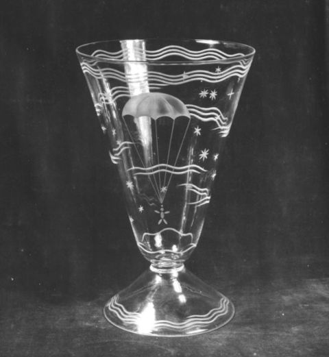 7489 - Unknown Engraved Vase