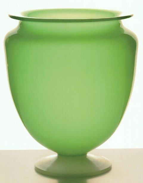 938 - Green Jade Jade Vase