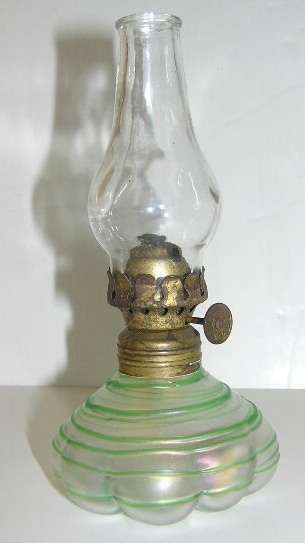 1455 - Verre de Soie Iridescent Lamp
