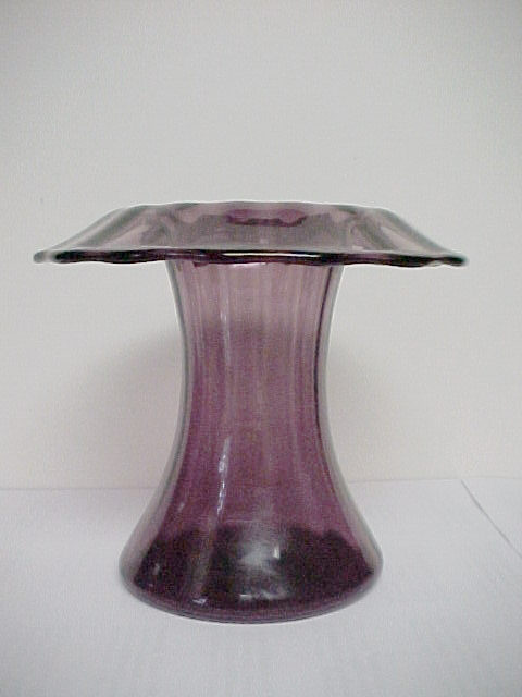 1770 - Amethyst Transparent Vase