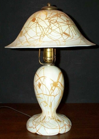 2331 - Ivory Iridescent Lamp