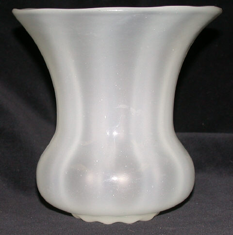 2533 - Alabaster Translucent Shade Vase