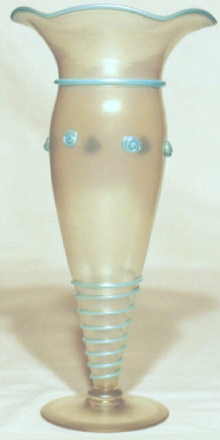 2599 - Verre de Soie Iridescent Vase