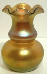 2622 - Gold Aurene Iridescent Vase