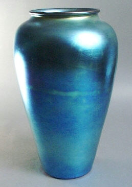 2682 - Blue Aurene Iridescent Vase