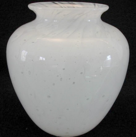 2683 - White Cluthra Cluthra Vase