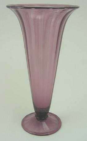 2909 - Amethyst Transparent Vase