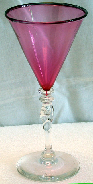 5154 - Grenadine Transparent Goblet