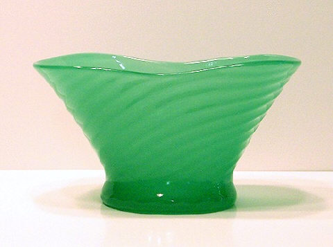 6170 - Green Jade Jade Bowl