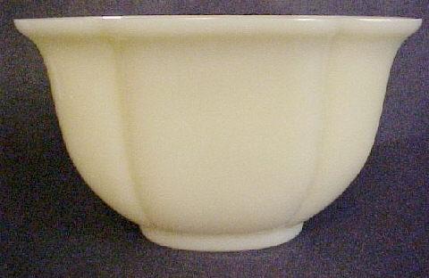 6415 - Ivory Translucent Bowl