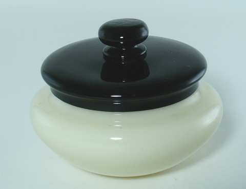 6619 - Ivory Translucent Puff Box