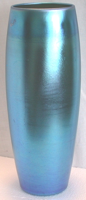 6763 - Blue Aurene Iridescent Vase