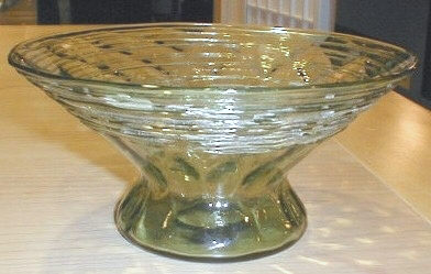 6778 - Spanish Green Transparent Bowl