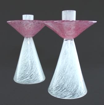 6885 - White Cluthra Cluthra Candlestick