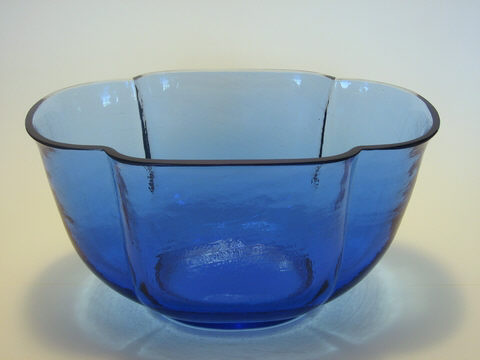 8549 - French Blue Transparent Bowl